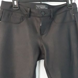 Pants by Guess Sleek Style*New skinny